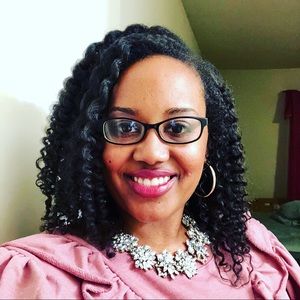 Meet your Posher, Antoinette